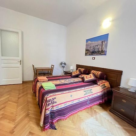 Casa Vacanze Desiderio Триест Екстериор снимка